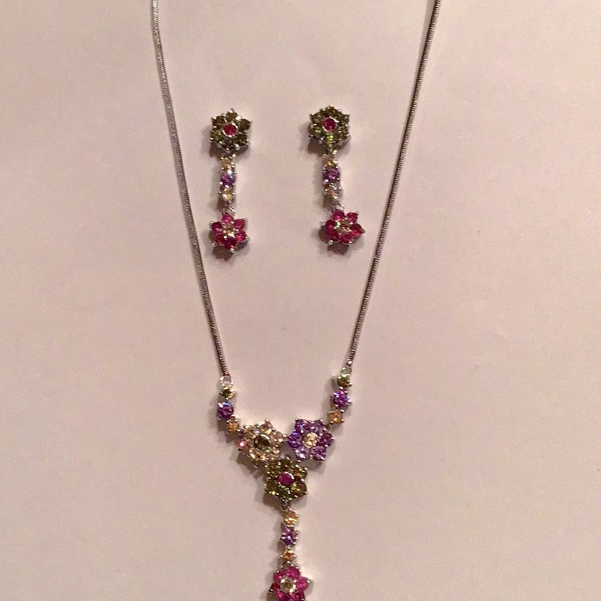New Flower Drop Dangle NecklaceSilvertone16L20Overall Rhodium Plated Czs 29$